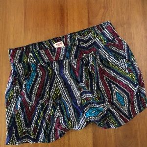 Tribal printed soft shorts